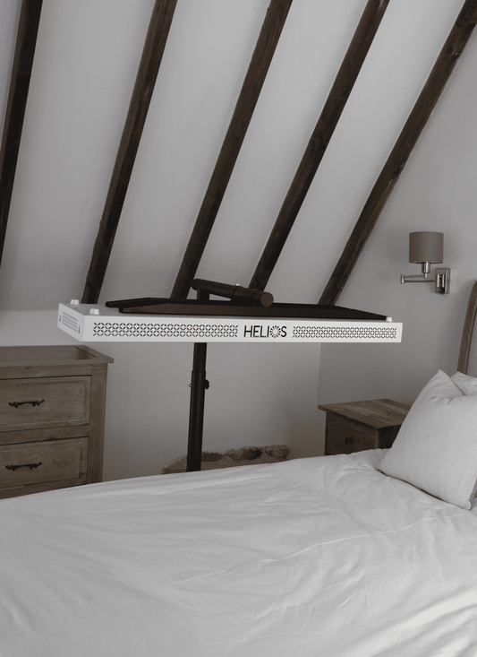 HELIOS PRO Bundle - 1500w Red Light Panel + Stand + Table